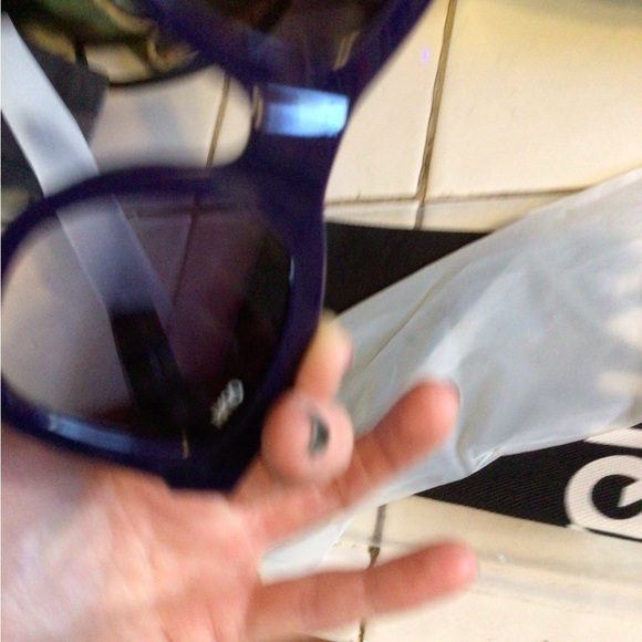 1 lEFT Rare Quay After Navy fade sunglasses - Picture 5 of 6